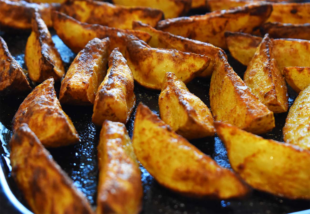 Spicy potato wedges The Teaspoon Club